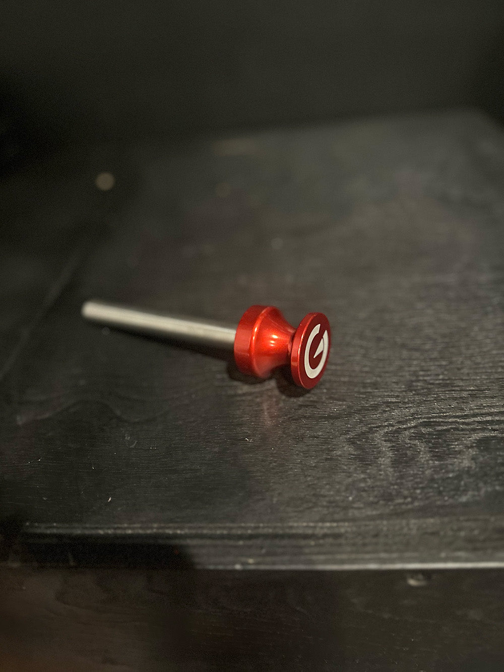 Custom Exponent Edge Magnetic pins fit all major brands of squat racks, power racks, and accessories, including Exponent Edge workout equipment. This image presents the Magnetic Edge Pin from a side view.
